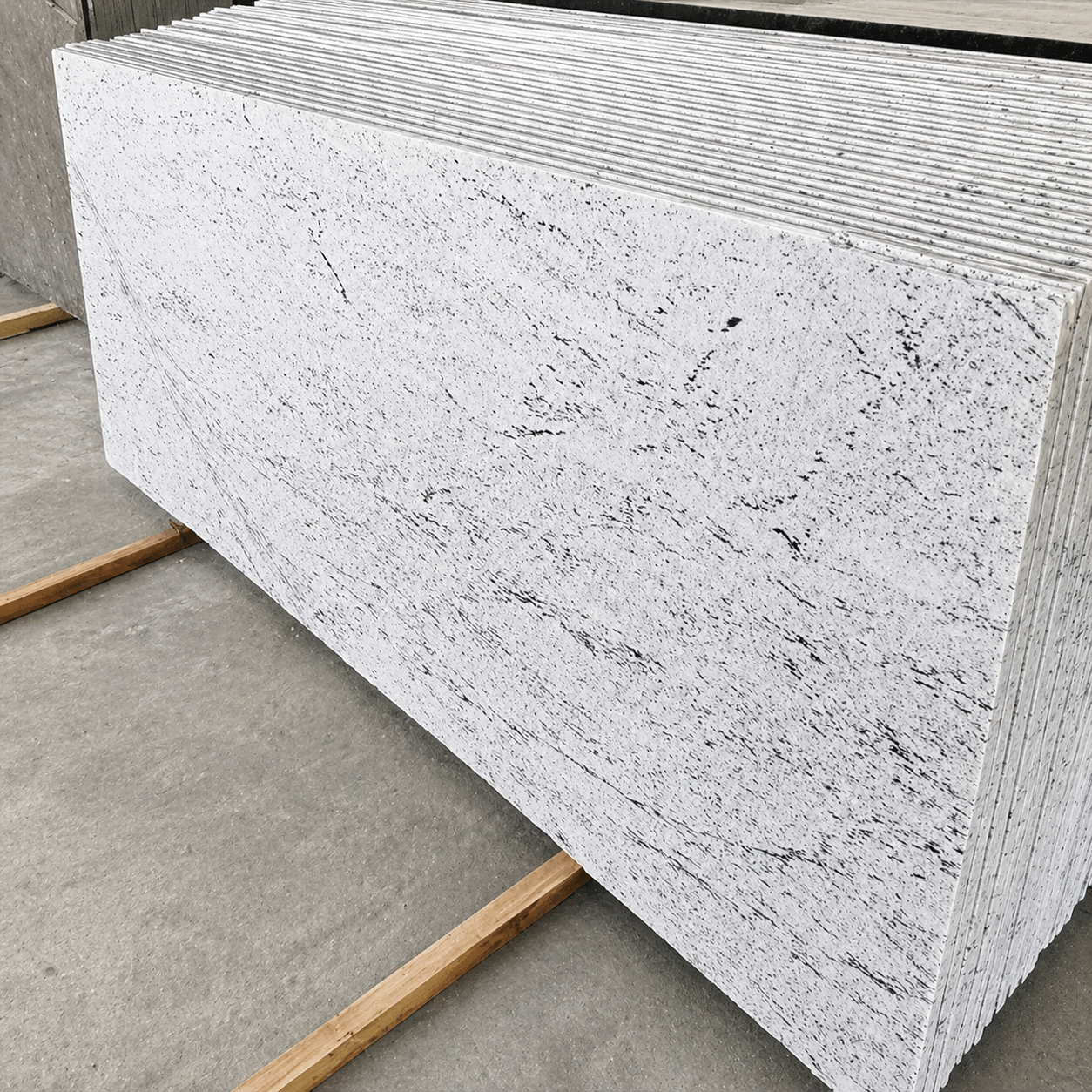 White Granite - Image 3