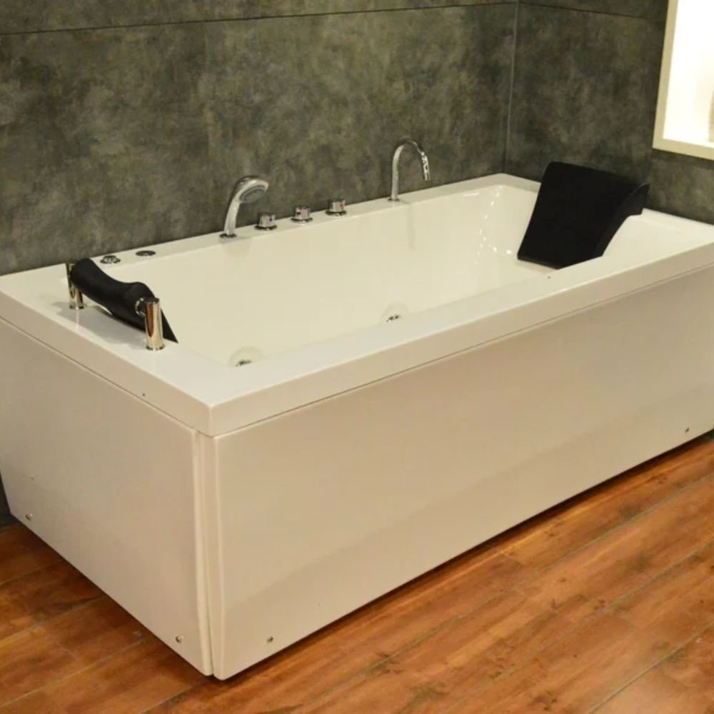 Alcove Bathtub
